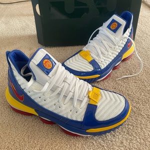Lebron 16-3 Superman